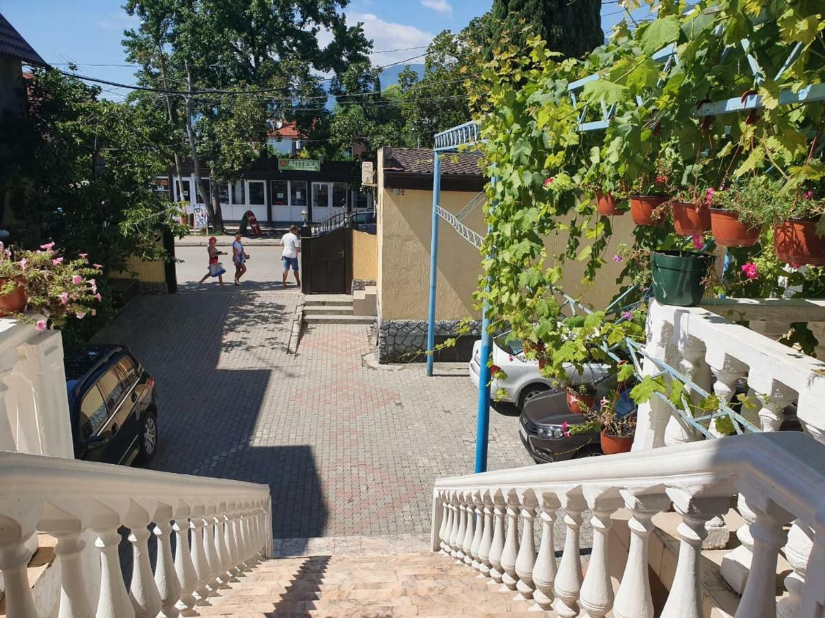 Hotel Ахра Gagra Exterior foto
